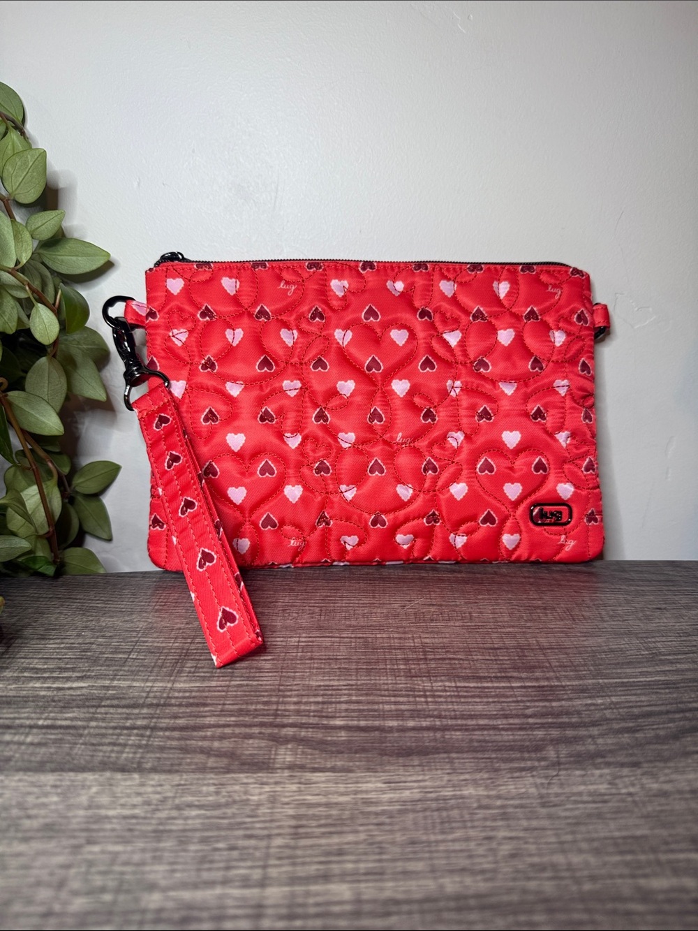 Lug Ziplet Heart Print Wristlet Quilted Red Pink Valentine Pouch
